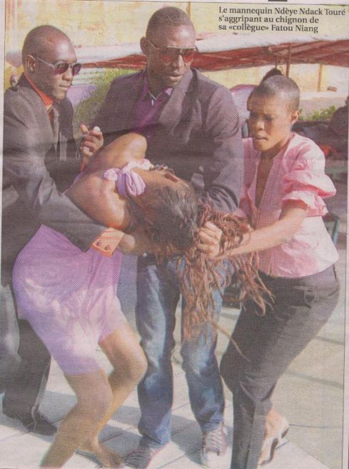 Photo : Quand Ndèye Ndack se battait avec une autre fille mannequin !