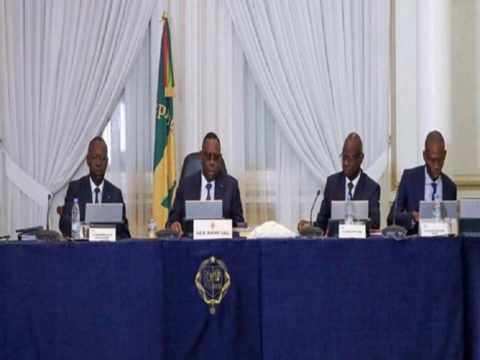 Communiqué du Conseil des ministres du 26 février 2020 Communiqué du Conseil des ministres du 26 février 2020