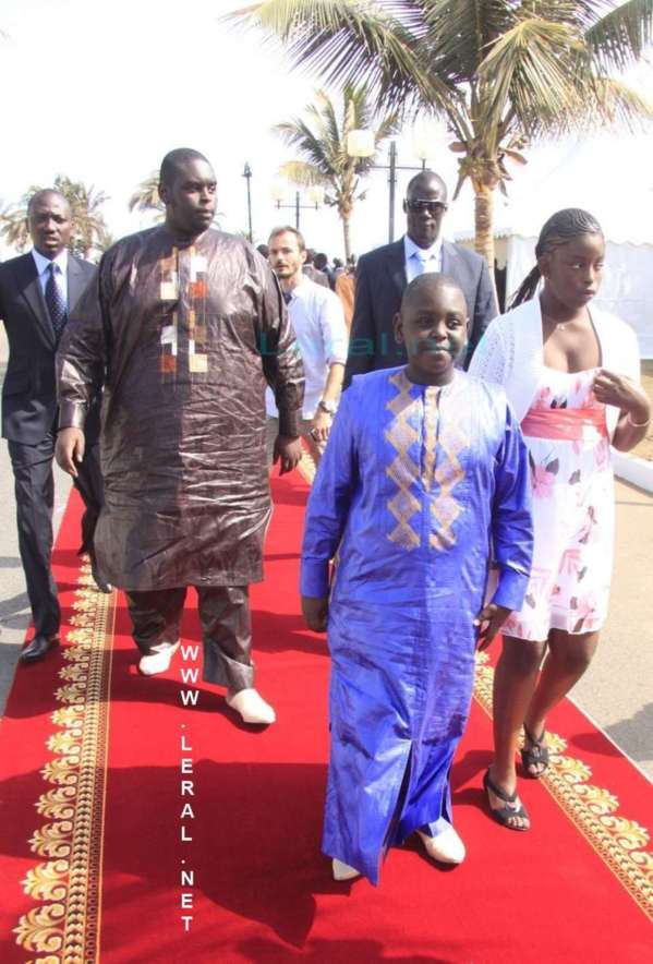 Le Président Macky Sall a voyagé en Arabie Saoudite avec ses deux enfants mineurs !