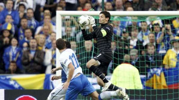 Le Barça se renseigne pour Hugo Lloris !