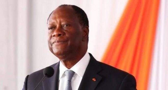 Côte d’Ivoire : Ouattara renonce à briguer un troisième mandat et lance sa révision constitutionnelle