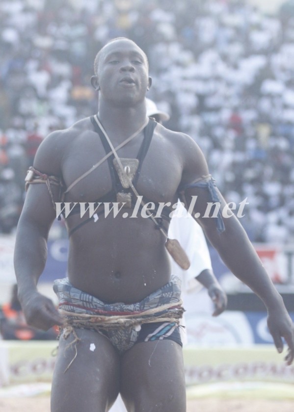 [Vidéo et photos] Modou Anta envoie Balla Diouf à l'Ipres