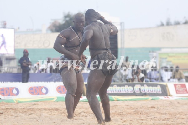 [Vidéo et photos] Modou Anta envoie Balla Diouf à l'Ipres
