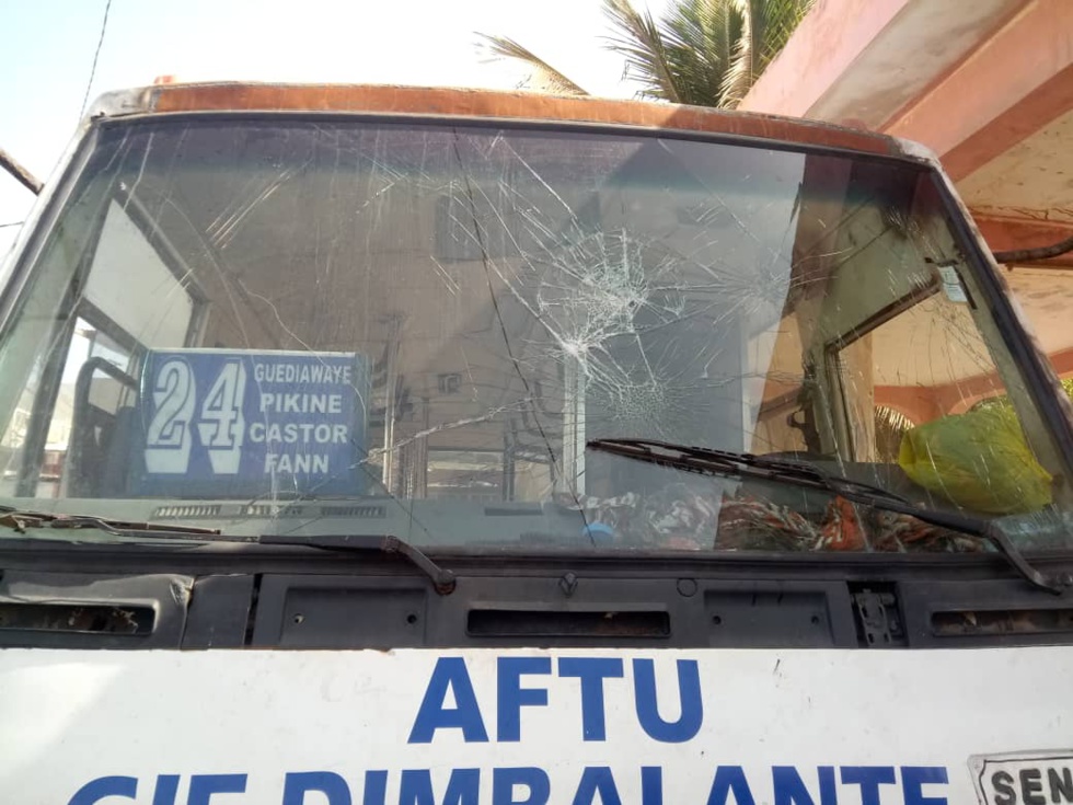 Ivre : Un conducteur de Tata de la ligne 24 saccage 5 bus au terminus