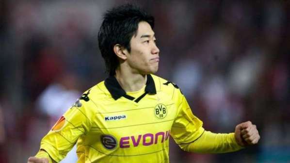 Officiel : Manchester United recrute Shinji Kagawa