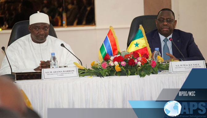 Libre circulation des personnes et des biens: Macky Sall et Adama Barrow appellent au respect des règles