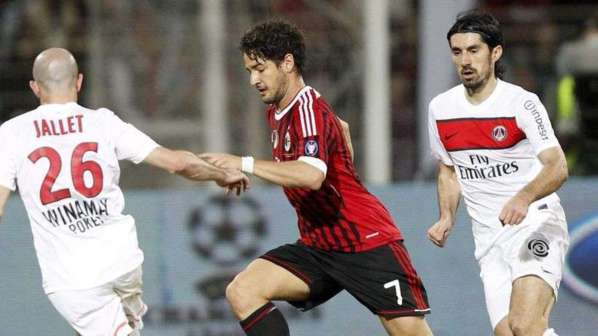 Pato rembarre le PSG et annonce qu’il reste au Milan AC !