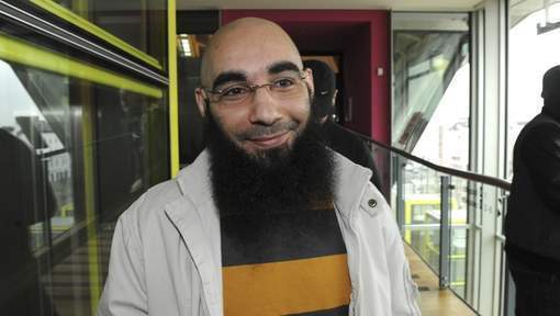 Le mandat d'arrêt contre Fouad Belkacem confirmé Le mandat d'arrêt contre Fouad Belkacem confirmé