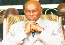 Législatives: Me Wade renonce à battre campagne.