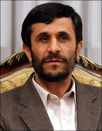 Ahmadinejad : "huit ans, ça suffit"