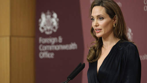 Angelina Jolie fait un don de 100.000 dollars aux réfugiés syriens