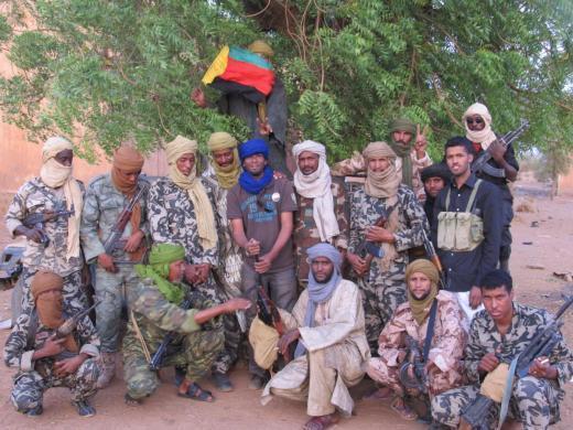 Témoignage et  Images  exclusifs du Nord du Mali : un colonel du MNLA dévoile son arsenal militaire