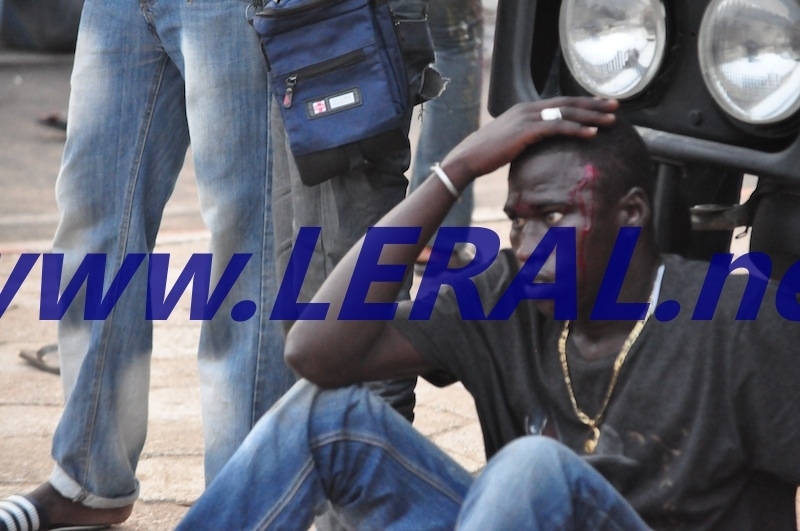 Violents affrontements entre les supporters de Modou Lô et ceux de Gris Bordeaux sur l’avenue du Centenaire