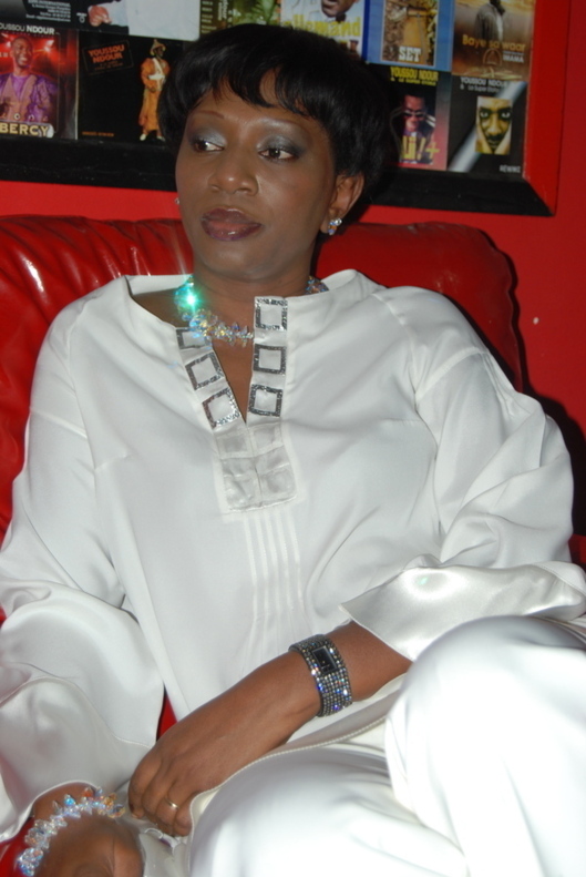 Ngoné Ndour brade-t’elle ses "clients" ? La preuve avec Baba Hamdy, Aïda Samb…
