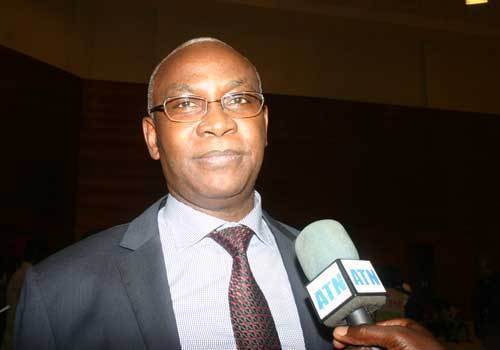 Visite de Serigne Mbaye Thiam à l'université de Ziguinchor