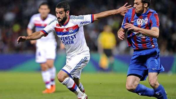 OL : une offre ridicule pour Lisandro ?