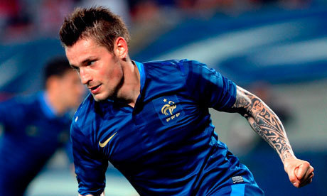 Le LOSC et Garcia sortent les barbelés pour Debuchy