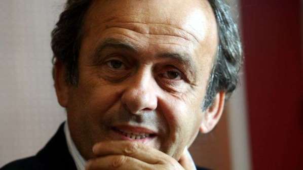 Euro 2012 : Platini juge les Bleus mais n’accable pas Nasri