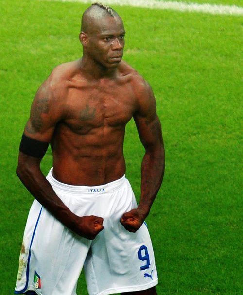 EURO 2012 - Mario Balotelli victime d'un nouveau dérapage raciste