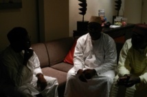 Reçu par Macky Sall, Obansanjo salue la démocratie sénégalaise