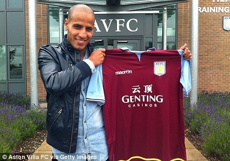Officiel : la révélation marocaine signe trois ans à Aston Villa