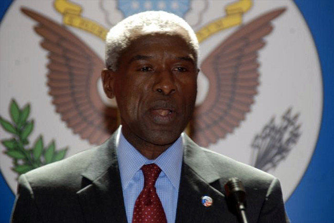 Tulinabo Mushingi sur la dette africaine : « je félicite le président Macky Sall pour son leadership sur le continent » Tulinabo Mushingi sur la dette africaine : « je félicite le président Macky Sall pour son leadership sur le continent »
