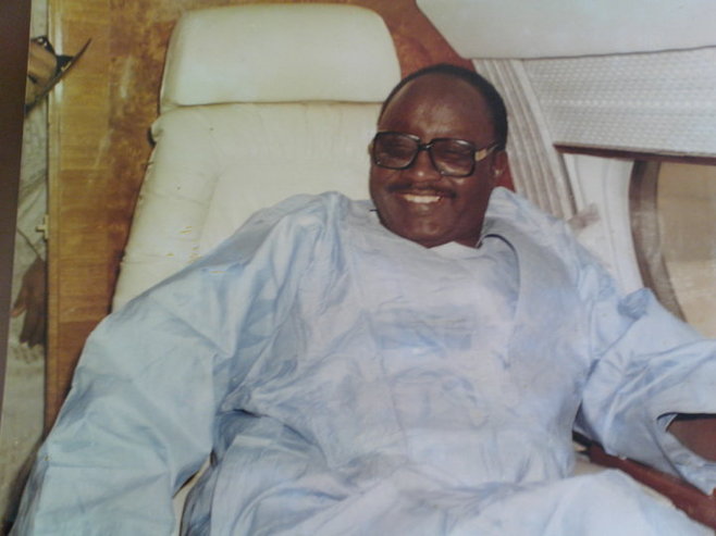 Lutte contre le Covid-19: la famille de Feu Djily Mbaye offre 42 millions FCFA