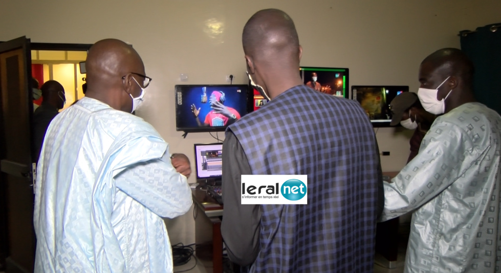 VIDEO + PHOTOS: Le Ministre de la Communication rend visite à LERAL NET / LERAL TV