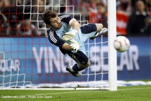 Espagne : Casillas pense au ballon d'or