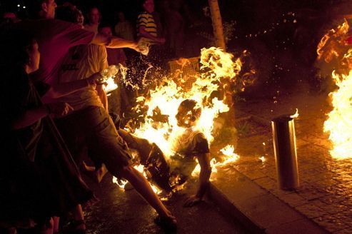 Un manifestant tente de s'immoler à Tel-Aviv