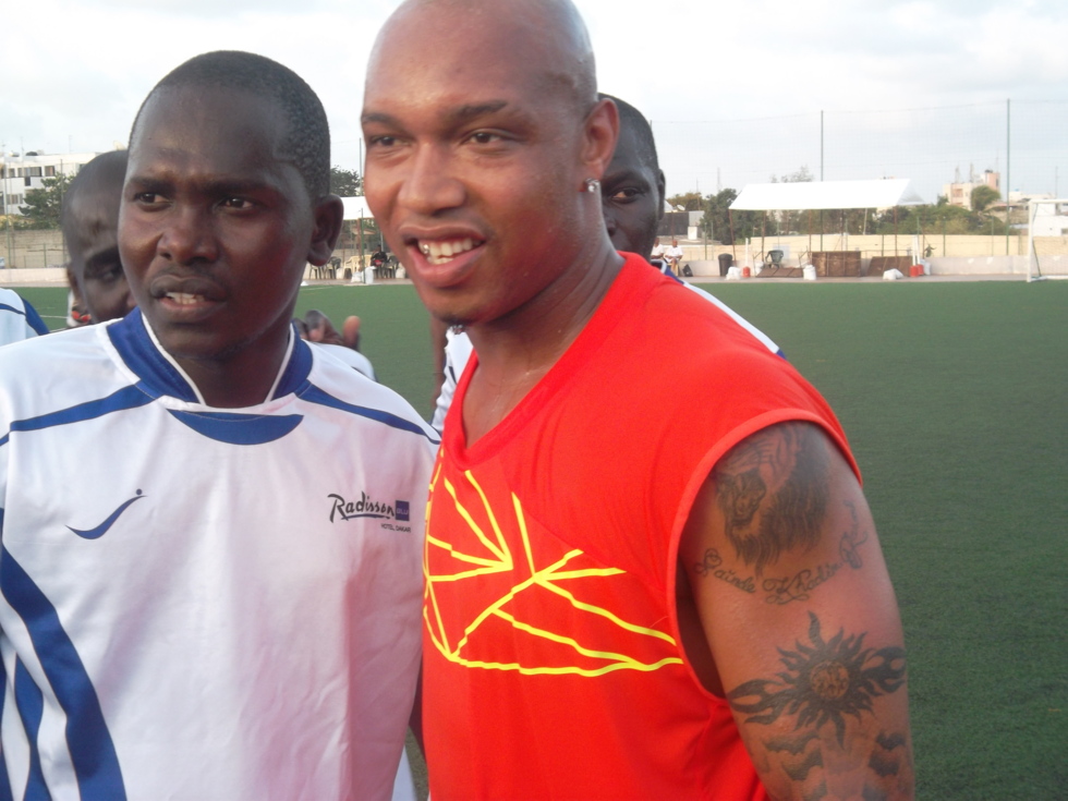 El Hadj Diouf lors d'un match de gala entre la génération 2000 et l'équipe du Radisson Blu