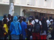 UCAD - Les étudiants menacent: "Ne touche pas à mon dû"