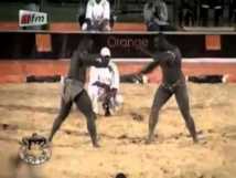 (VIDEO) Best Of des 3 derniers combats de Eumeu Séne