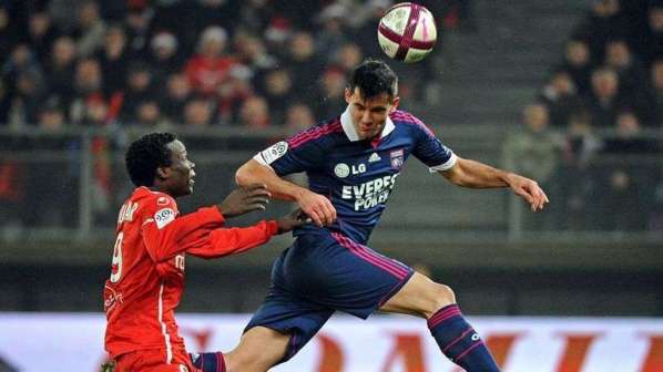 L’OL fixe le tarif au nouveau prétendant de Lovren