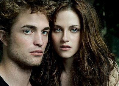 Robert Pattison et Kristen Stewart s’affichent en amoureux