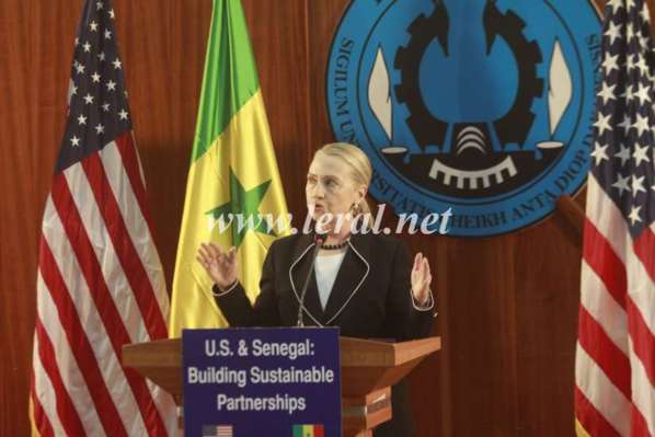 Les dessous de la visite d’Hillary Clinton à Dakar