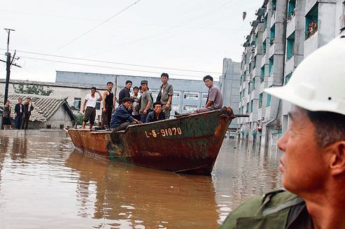 Kim Jong-un affronte sa première crise humanitaire