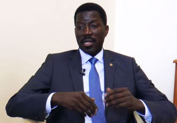 Talla Sylla, Maire de Thiès: « Certaines autorités ont contribué à la propagation du virus » Talla Sylla, Maire de Thiès: « Certaines autorités ont contribué à la propagation du virus »