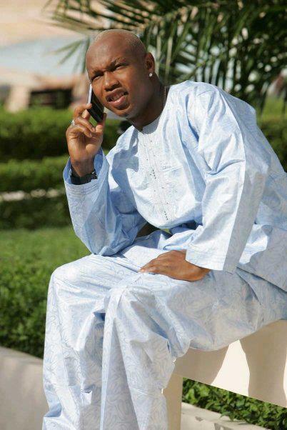 El Hadj Diouf en mode boubou traditionnel