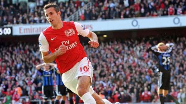 Dossier Van Persie : MU tacle Arsenal