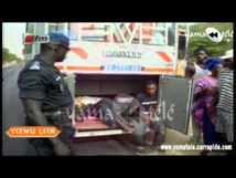 Des passagers transportés dans le coffre à bagages des bus (Vidéo)