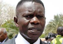 Pape Diouf présente les projets de son ministère aux cadres de Rewmi