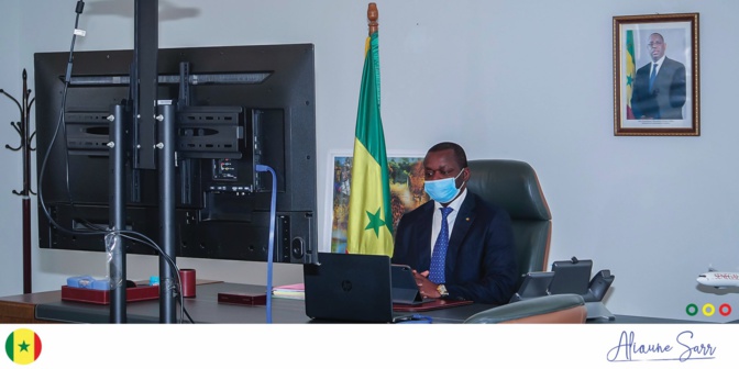 Micmac au sein d’un fonds de soutien: Alioune Sarr octroie un appui destiné aux acteurs touristiques à…un vendeur de fruits Micmac au sein d’un fonds de soutien: Alioune Sarr octroie un appui destiné aux acteurs touristiques à…un vendeur de fruits