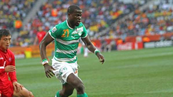 Info FM : le PSG se renseigne sur Emmanuel Eboué !