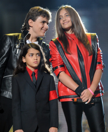 Michael Jackson : Son neveu et sa mère se partageront la garde de ses enfants