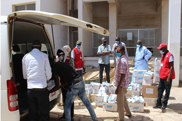 Sensibilisation sur les risques, évacuations nocturnes, enterrement digne et sécurisé: ce rôle discret mais très apprécié de la Croix-Rouge Sénégalaise dans la Riposte-Covid-19