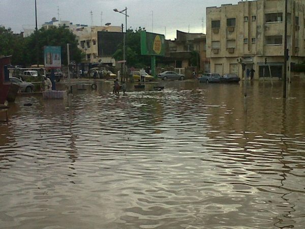 Dakar toujours sous les eaux  ( Photos)