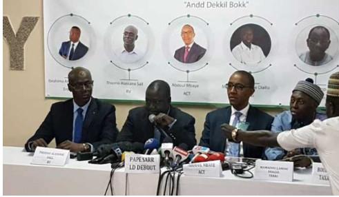 Affaire du (vrai/faux) décret : Le CRD condamne les propos infamants et diffamatoires de « Yakham Mbaye », et compte saisir la justice….