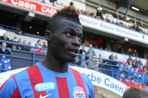 Mbaye Niang arrive au Milan AC