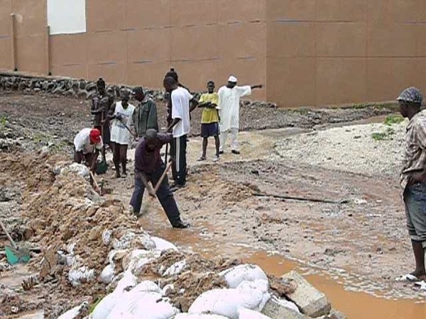 Mohamed Guèye appelle au secours